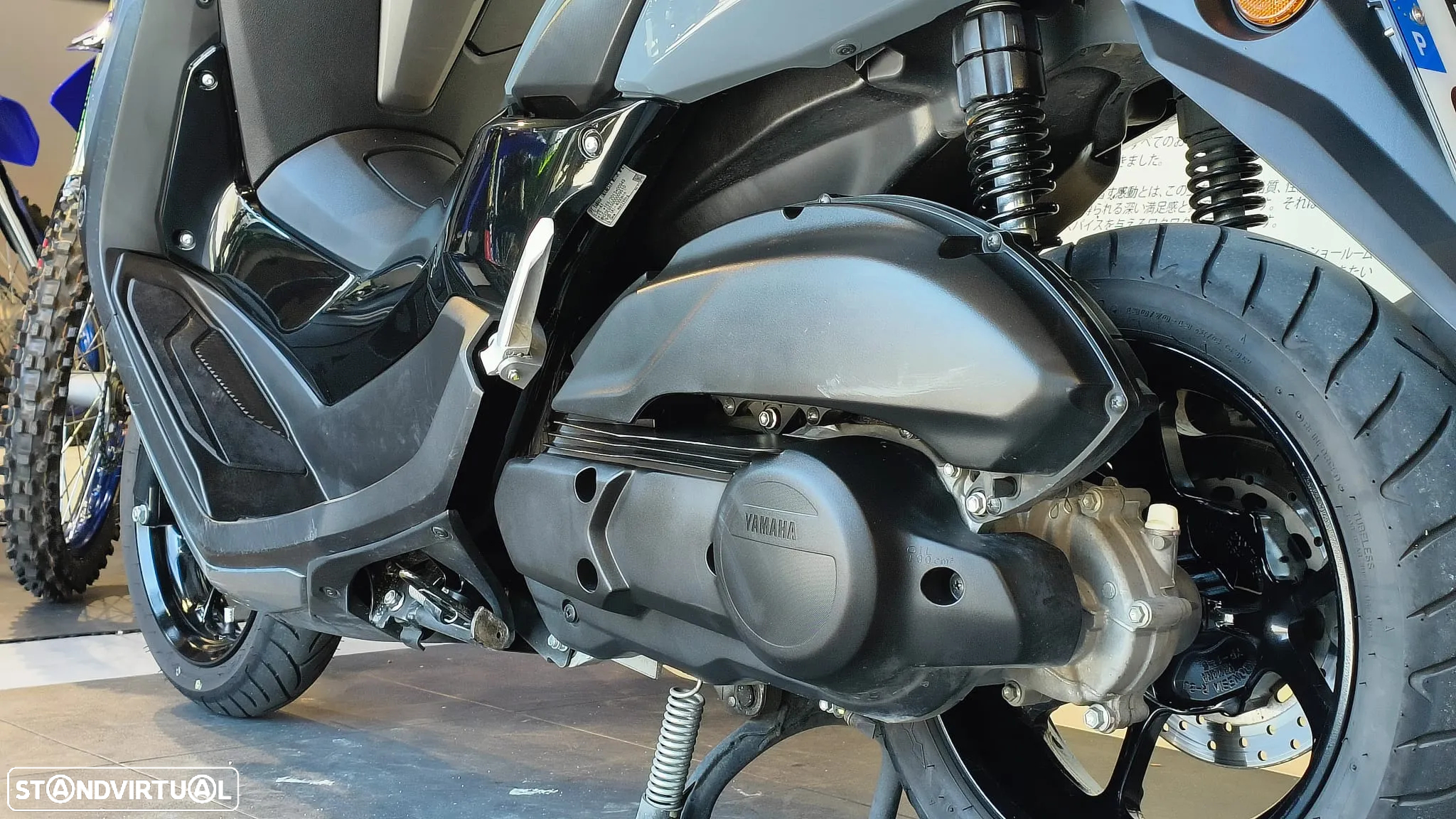 Yamaha NMAX - 8