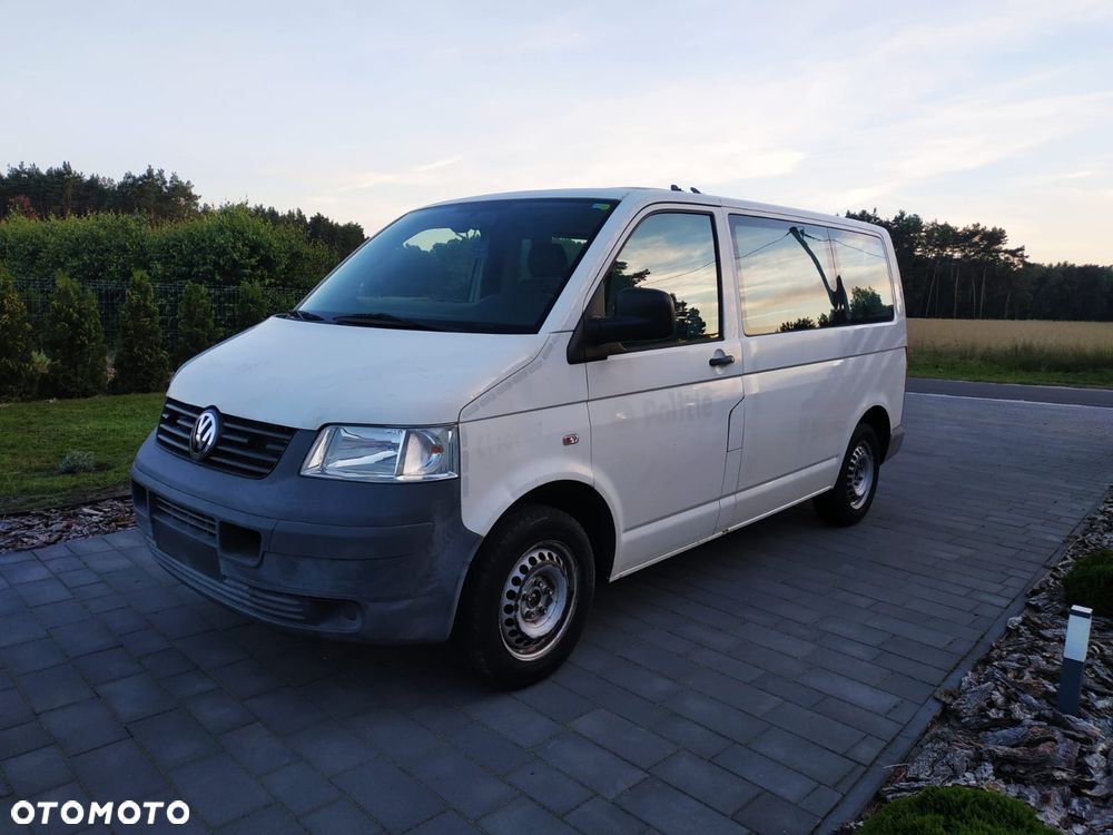 Volkswagen Transporter - 1