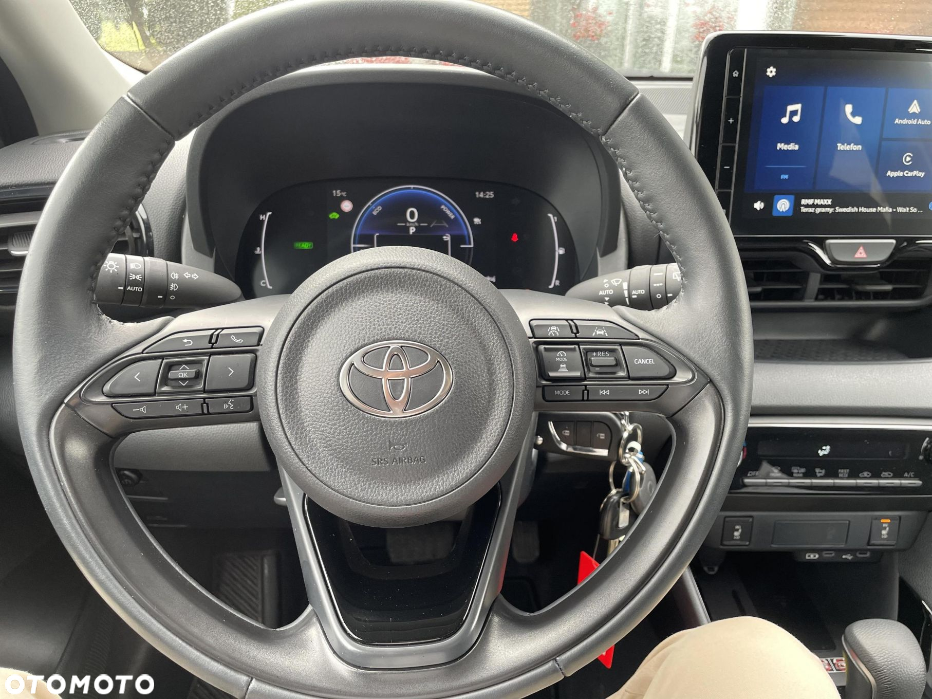 Toyota Yaris Hybrid 1.5 Style - 18
