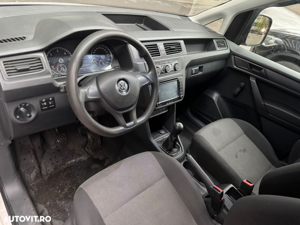 Volkswagen Caddy Maxi - 10