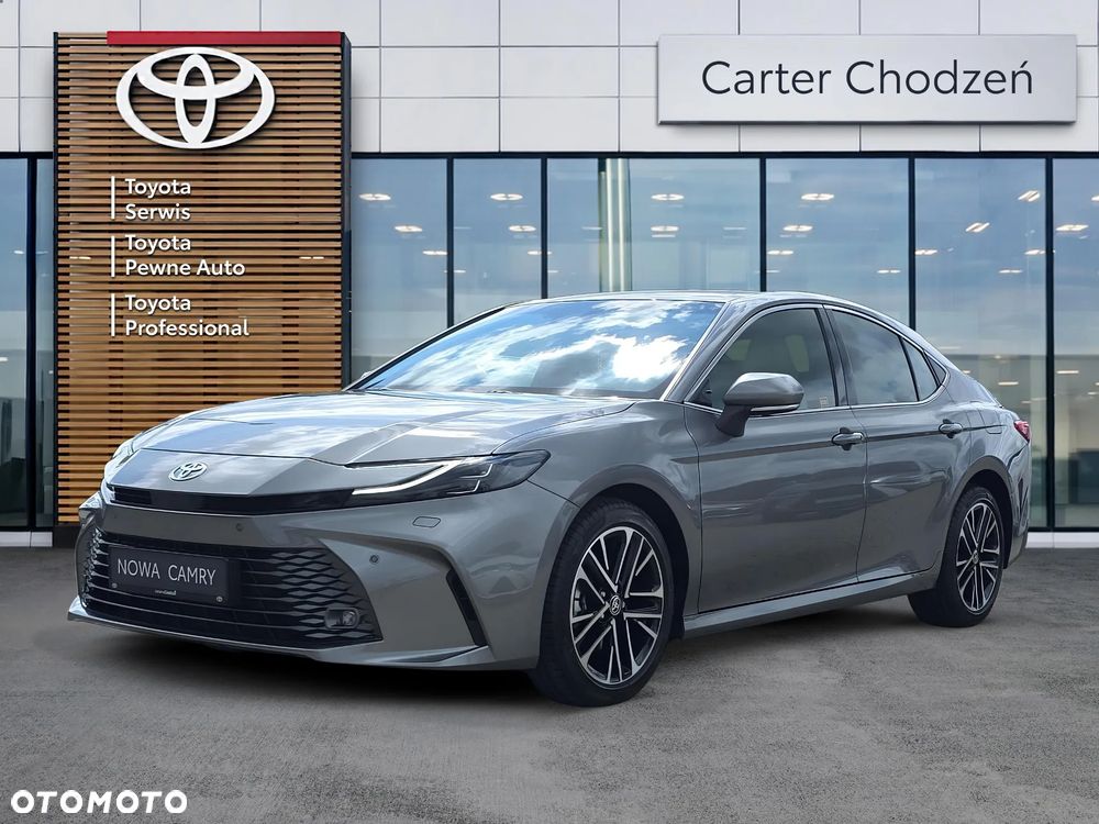 Toyota Camry 2.5 Hybrid Dynamic Force Executive e-CVT - 2