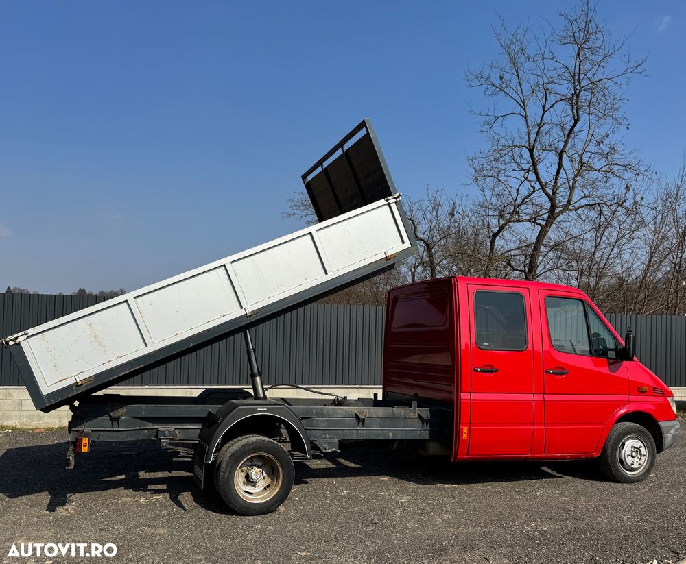 Mercedes-Benz Sprinter - 1