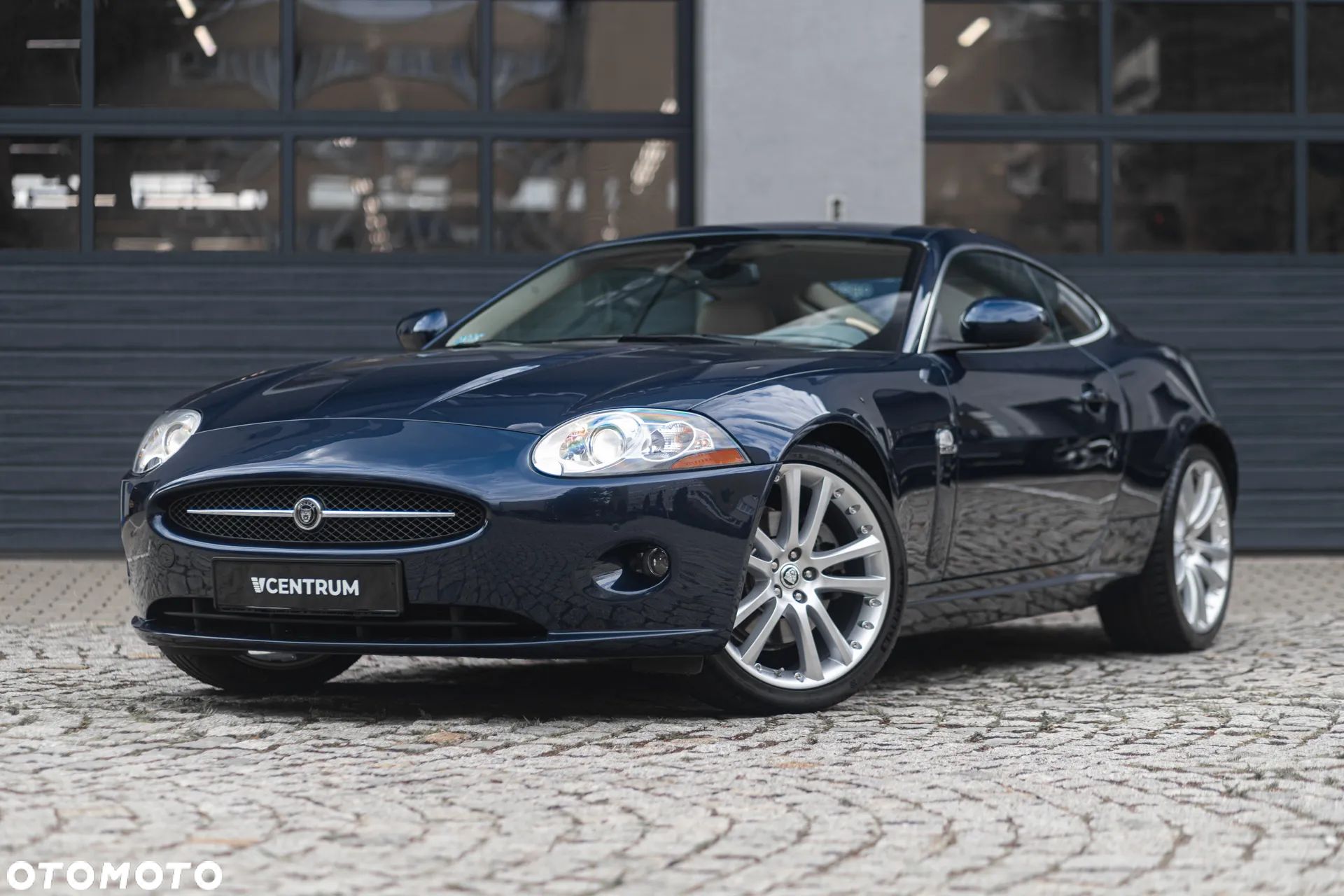 Jaguar XK 4.2 V8 - 1