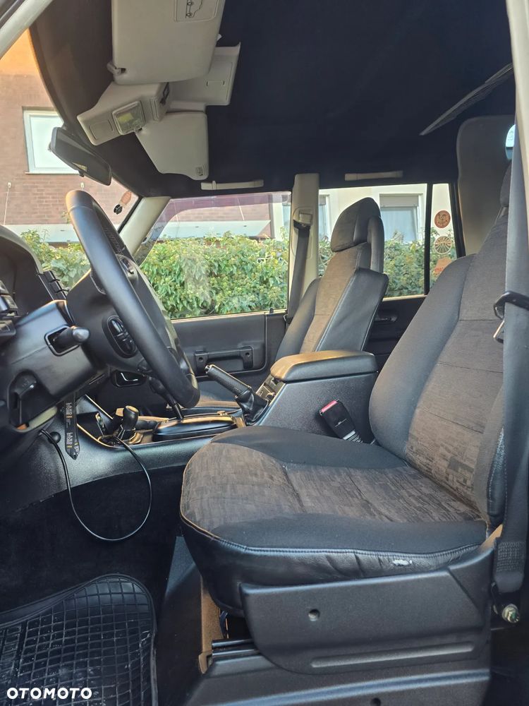 Land Rover Discovery - 7