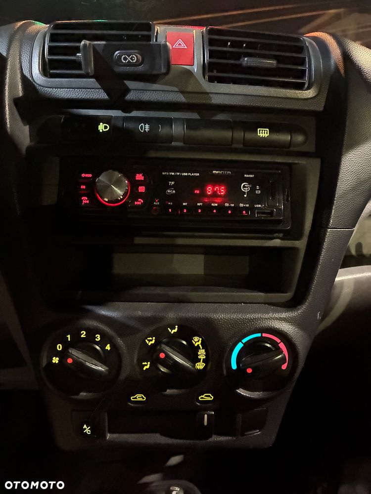 Kia Picanto 1.1 - 16