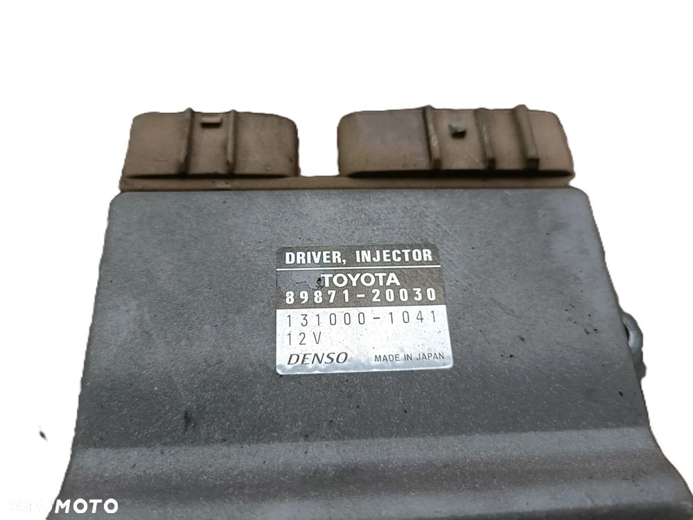 TOYOTA RAV4 II 00-05 MODUŁ STEROWNIK WTRYSKÓW 89871-20030 * - 2