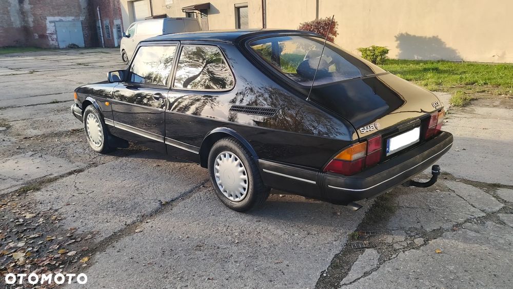 Saab 900 - 9