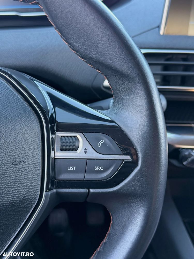 Peugeot 3008 1.6 BlueHDI S&S Allure - 27