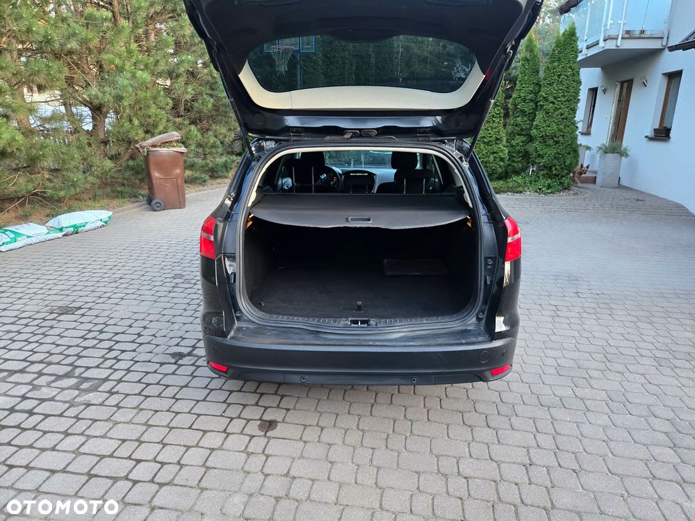 Ford Focus 1.6 TDCi DPF Start-Stopp-System SYNC Edition - 14
