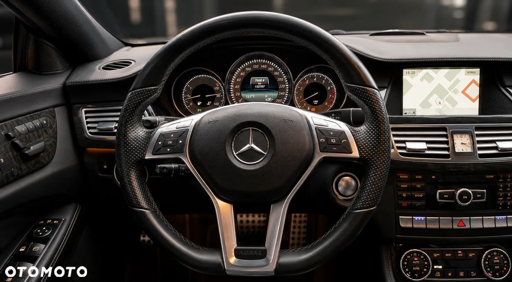 Mercedes-Benz CLS - 11