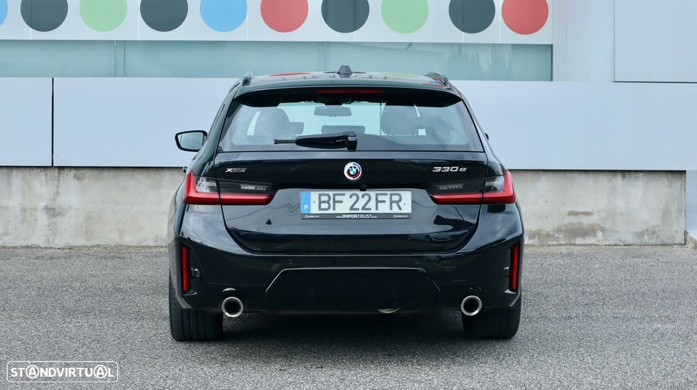 BMW 330 e xDrive Aut. M Sport - 9
