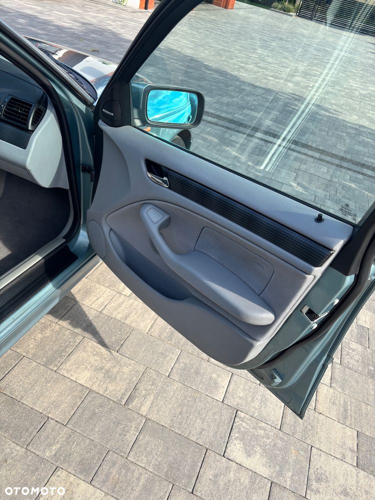 BMW Seria 3 - 13