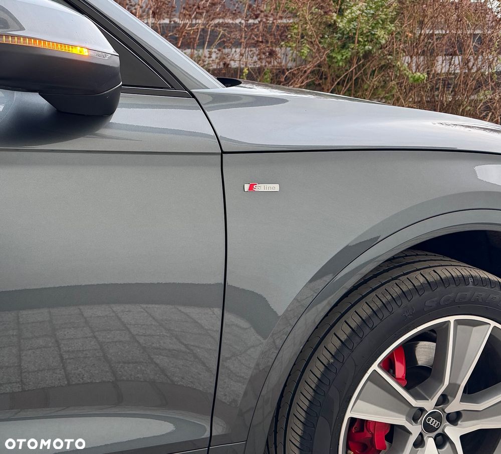 Audi Q5 40 TDI quattro S tronic S line - 24