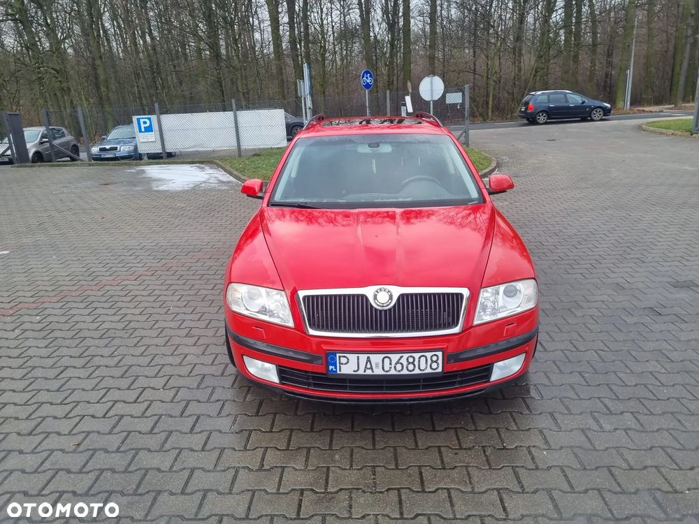 Skoda Octavia 1.8 TSI Ambiente - 2