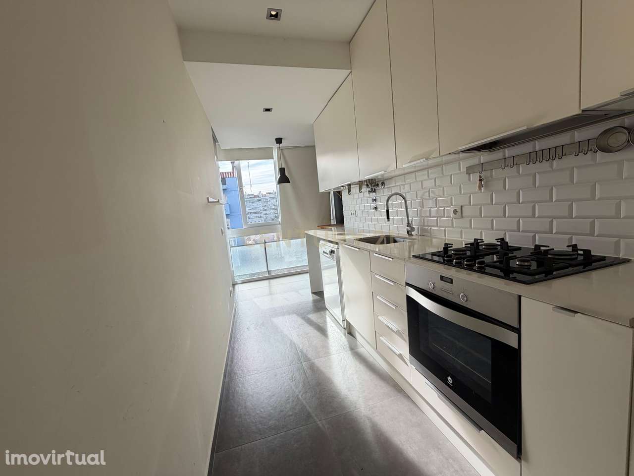 T2 Remodelado com Varandas em São Domingos de Benfica - Grande imagem: 5/20