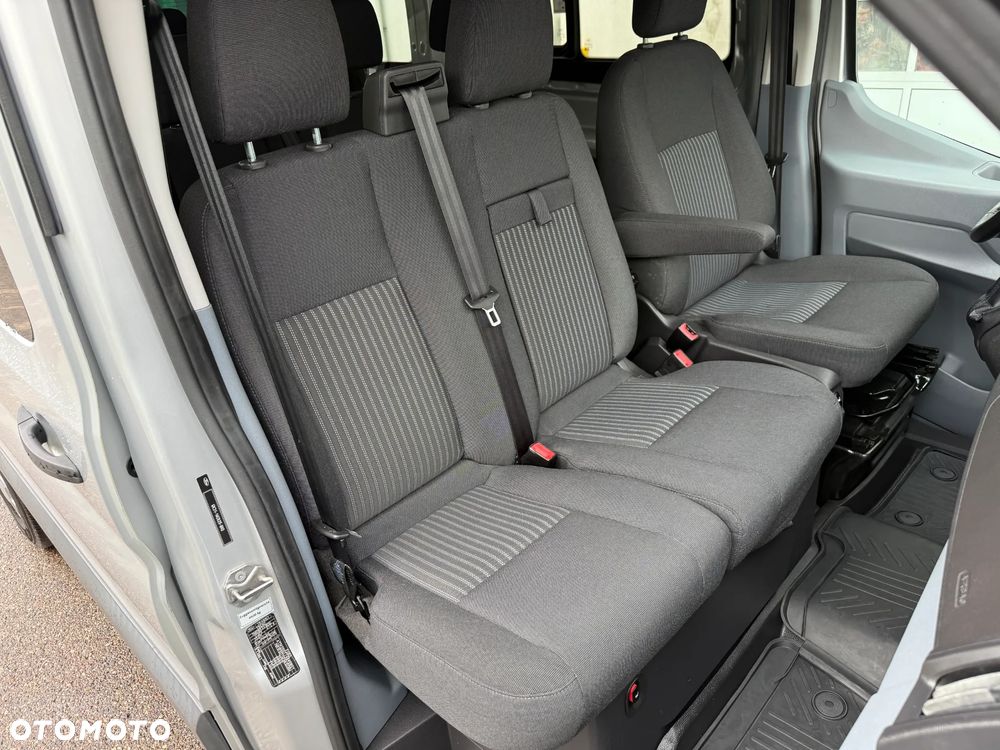 Ford Transit - 26