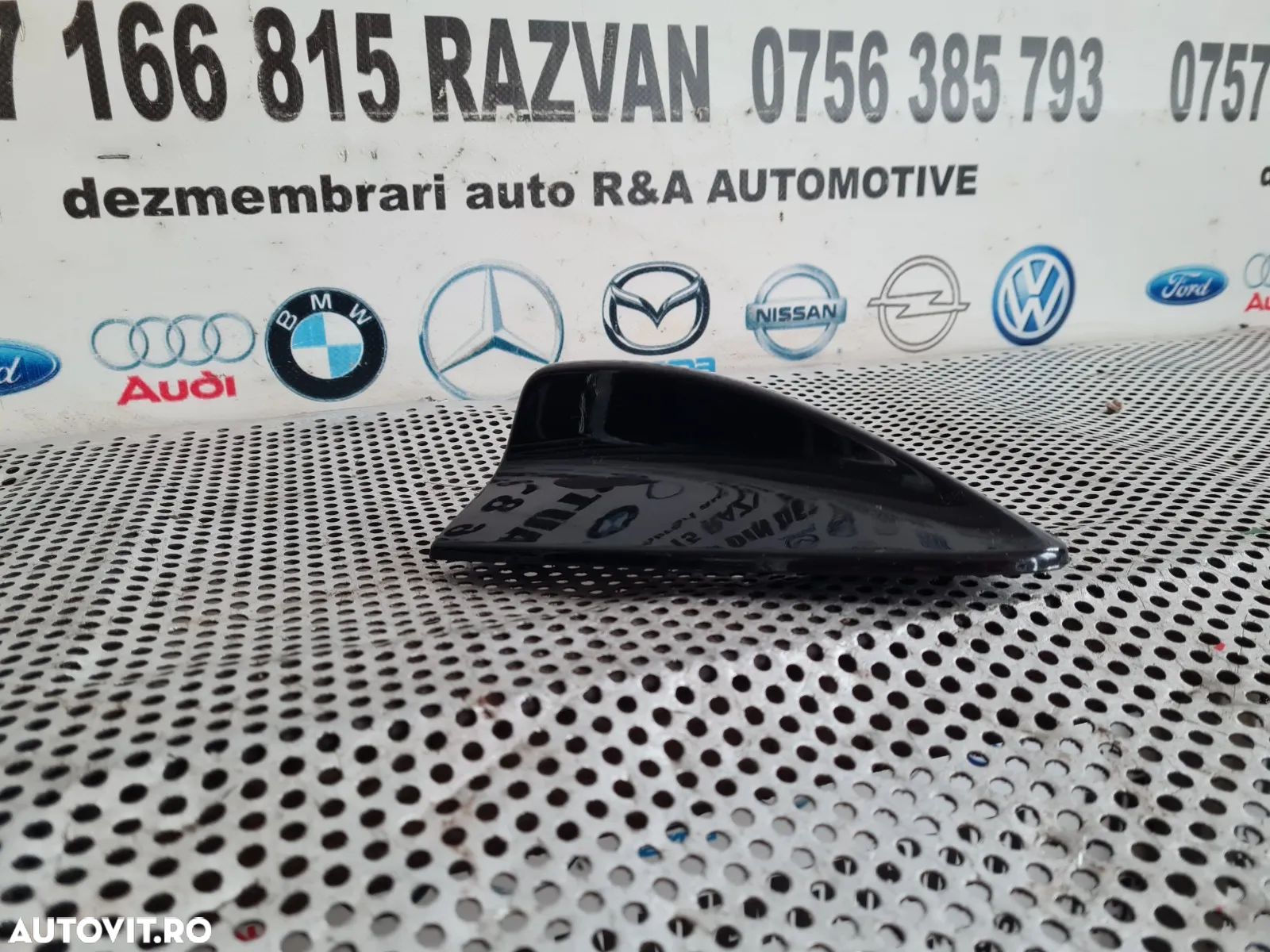 Capac Antena Bmw E92 Cod  - Dezmembrari Arad - 1
