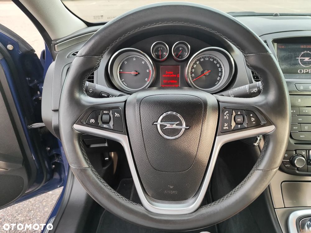 Opel Insignia - 22