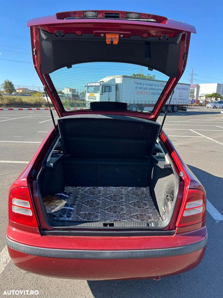 Skoda Octavia 1.6 - 1