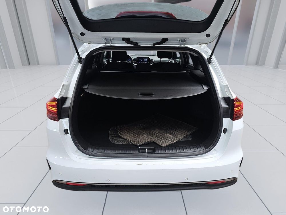 Kia Ceed 1.5 T-GDI M - 32