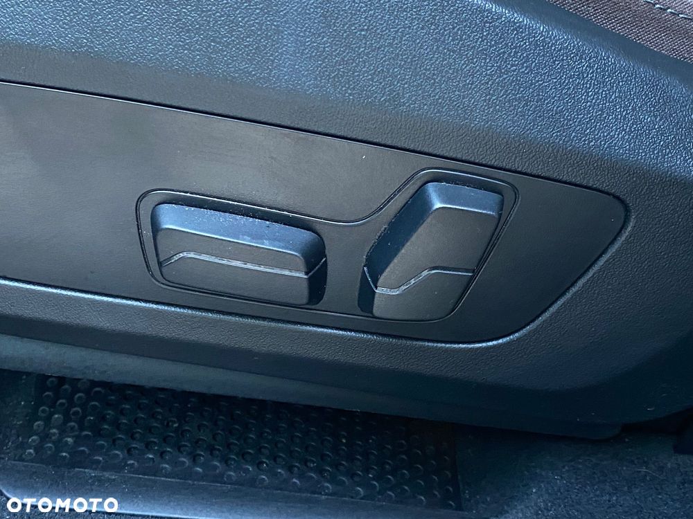 BMW X1 sDrive20i mHEV M Sport sport - 29