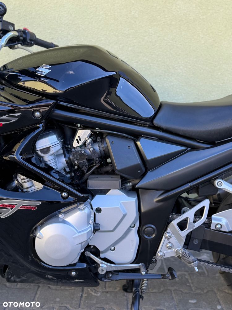 Suzuki Bandit - 26
