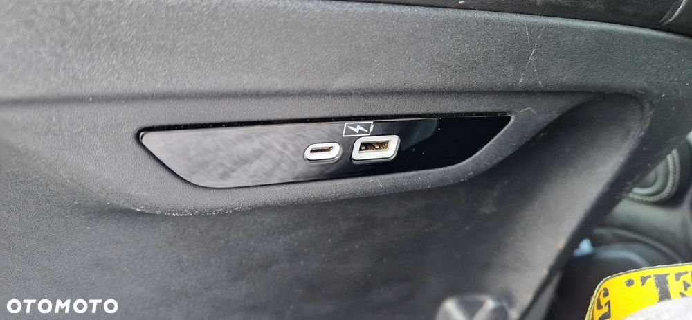 Chrysler Pacifica - 13