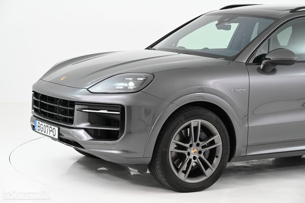 Porsche Cayenne E-Hybrid - 13