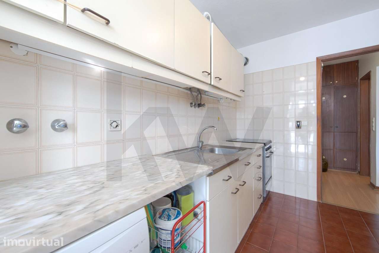 Apartamento T2 | Sto António dos Cavaleiros | Venda | - Grande imagem: 5/30