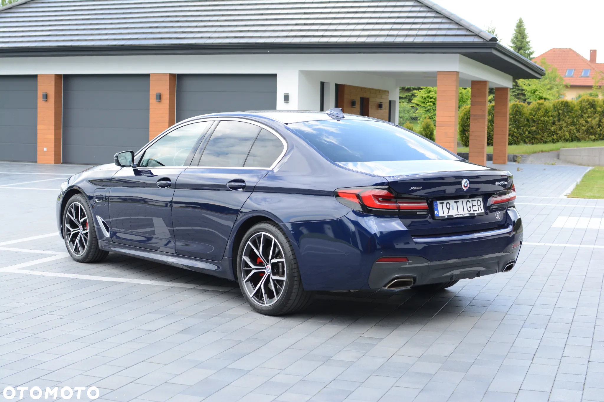 BMW Seria 5 545e xDrive M Sport sport - 3