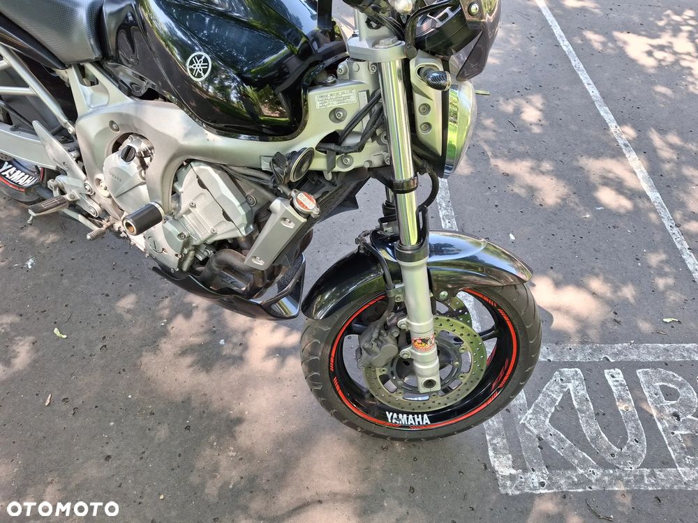 Yamaha FZ6 - 4