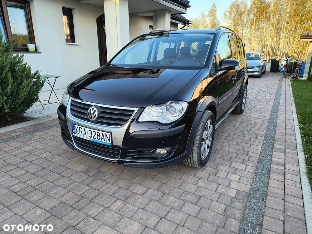 Volkswagen Touran 2.0 TDI DPF Cross DSG - 8