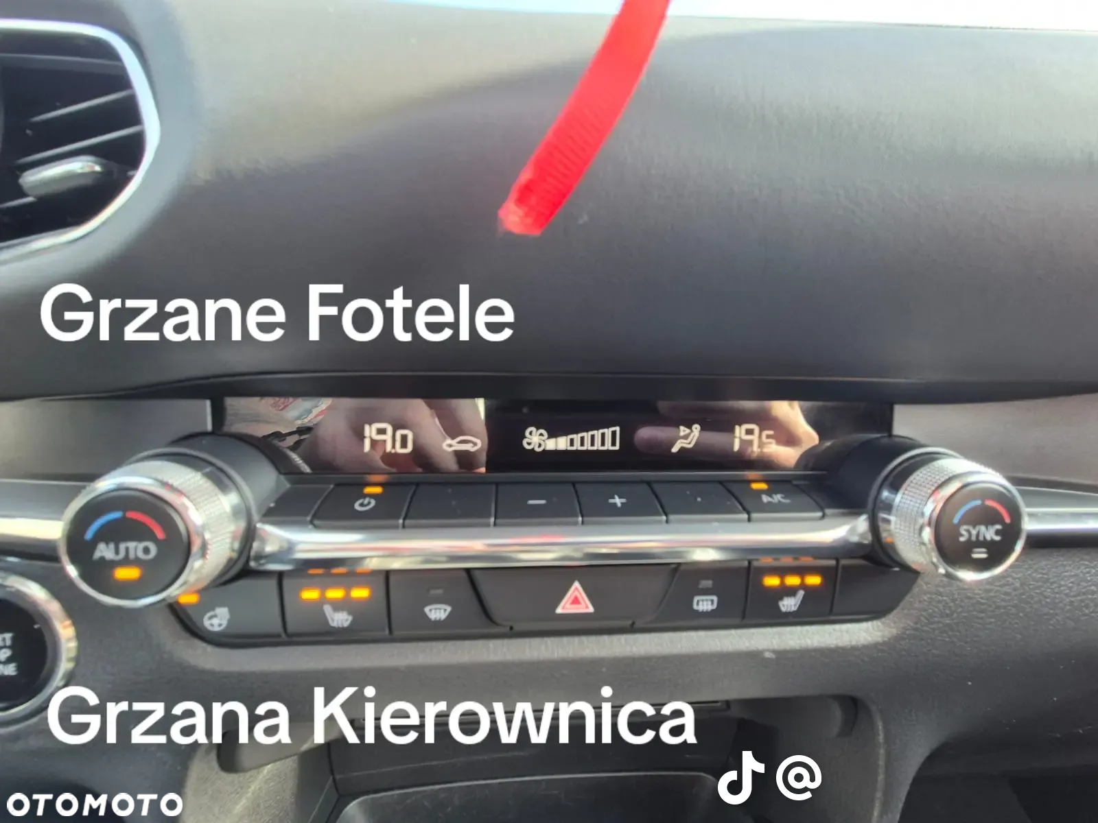 Mazda CX-30 SKYACTIV-X 2.0 M-Hybrid - 27