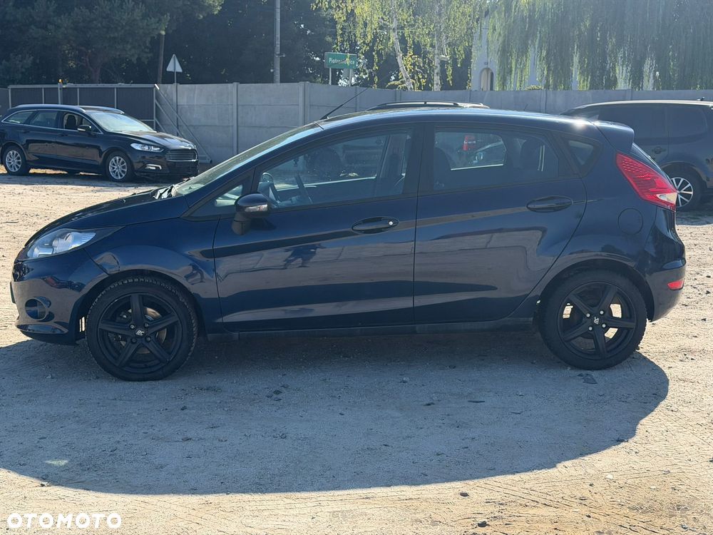 Ford Fiesta 1.4 TDCi Ambiente - 8