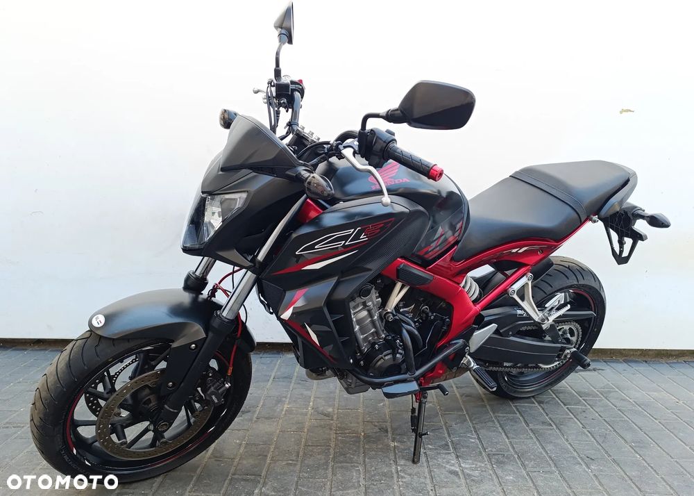 Honda CB - 3