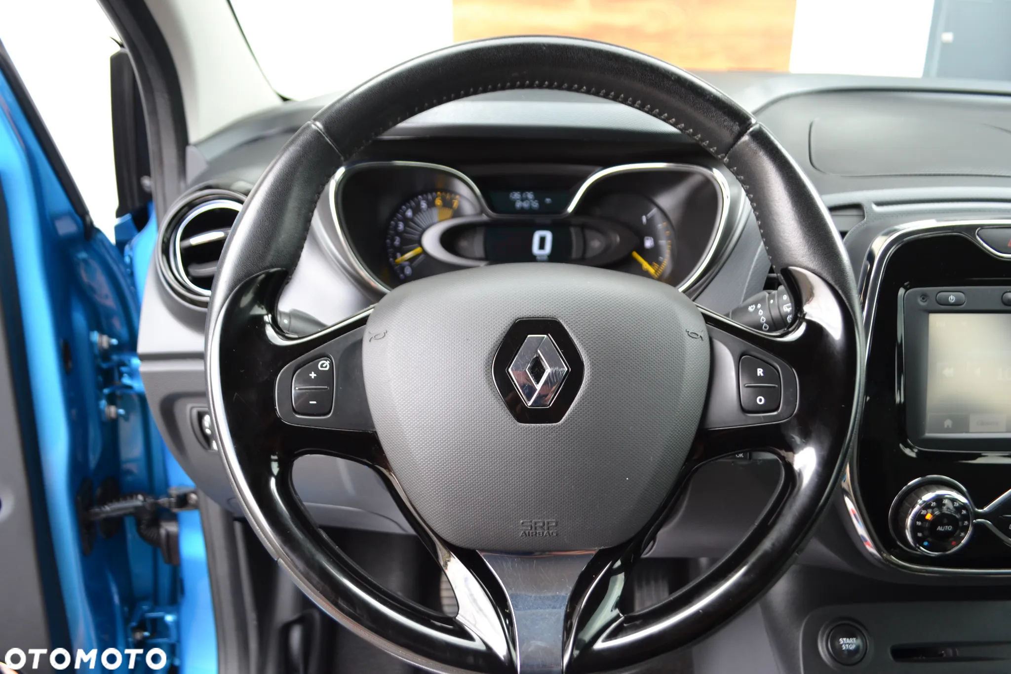 Renault Captur - 23