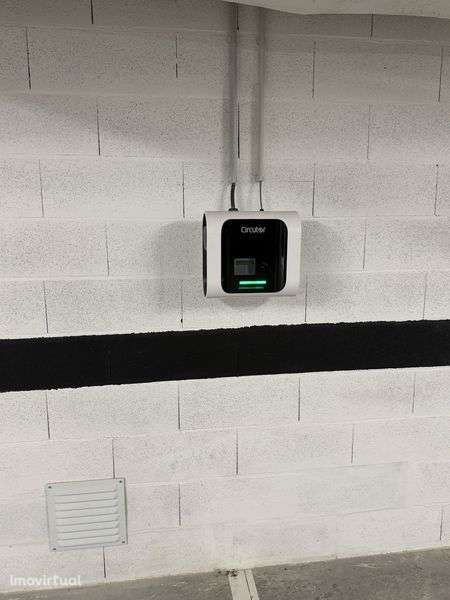Lugar de garagem com carregamento elétrico - Leça da Palmeira - Grande imagem: 3/4