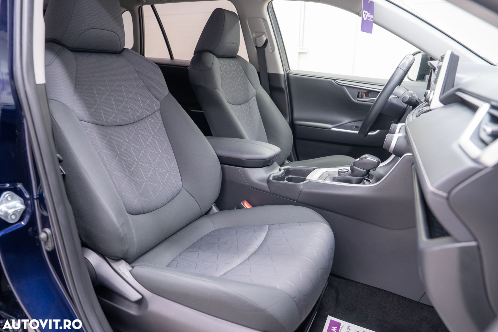 Toyota RAV4 - 11
