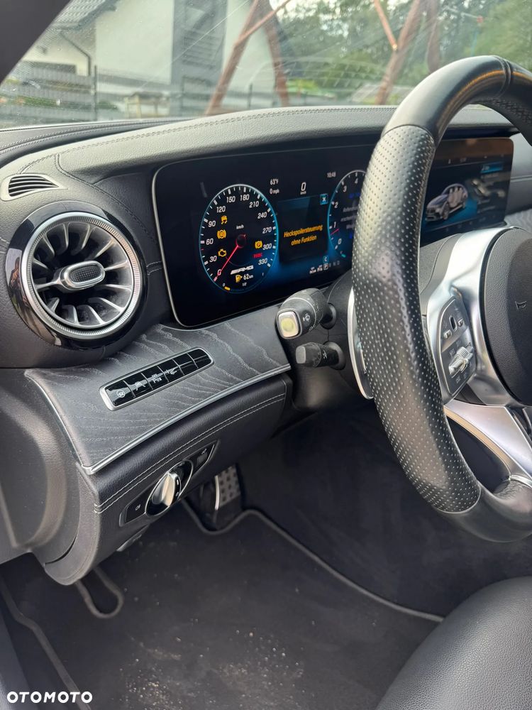 Mercedes-Benz AMG GT - 40