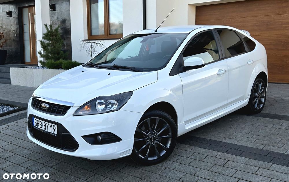 Ford Focus 2.0 16V Ghia - 9