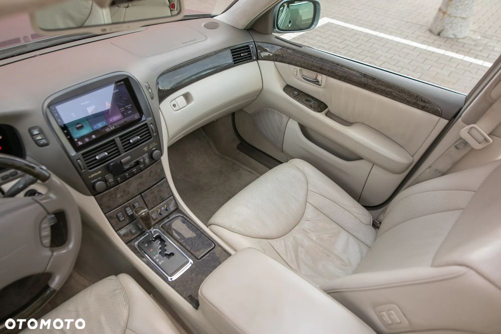 Lexus LS Prezydent - 20