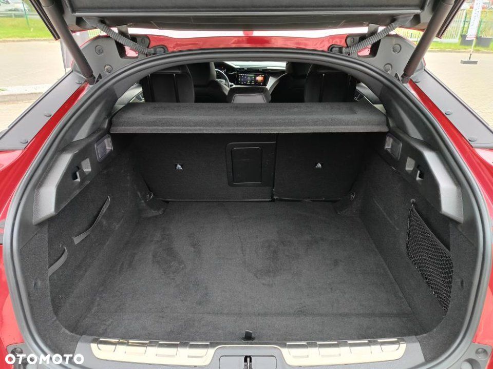 Peugeot 408 - 21