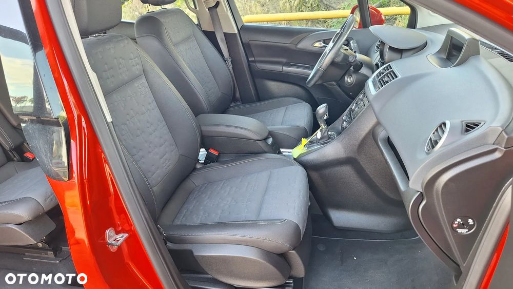 Opel Meriva - 14