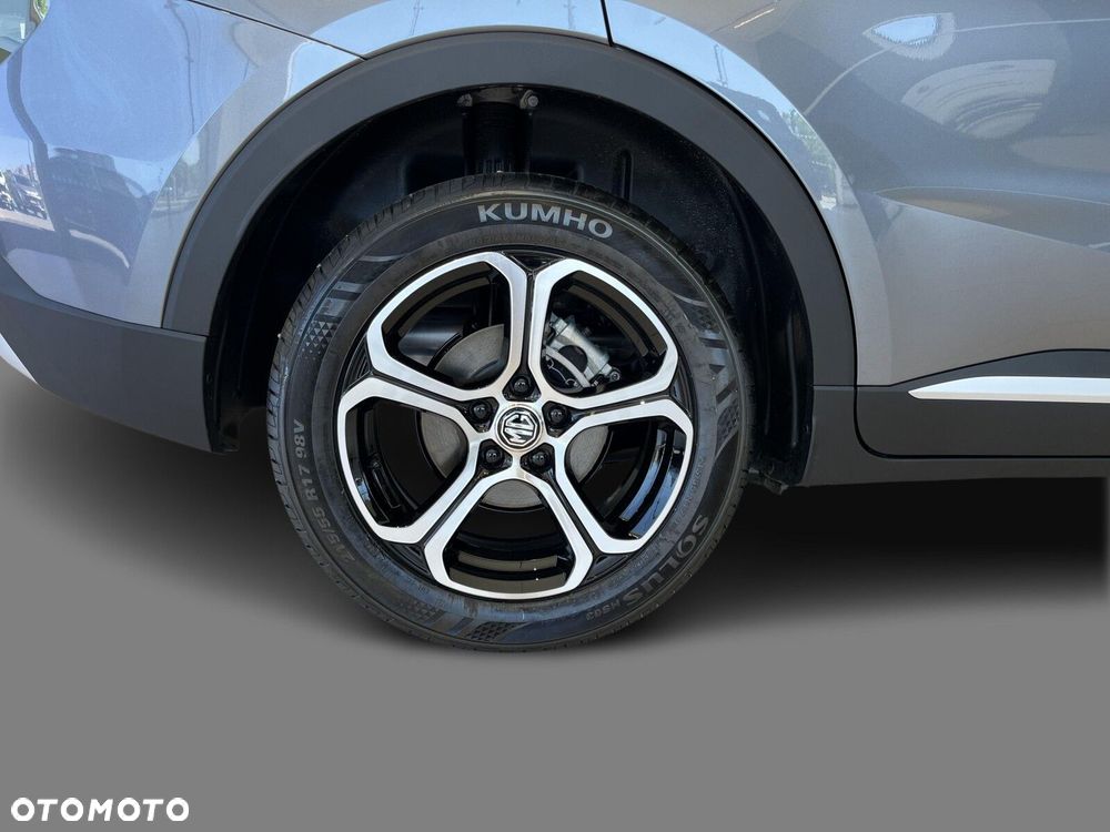 MG ZS Hybrid+ - 19