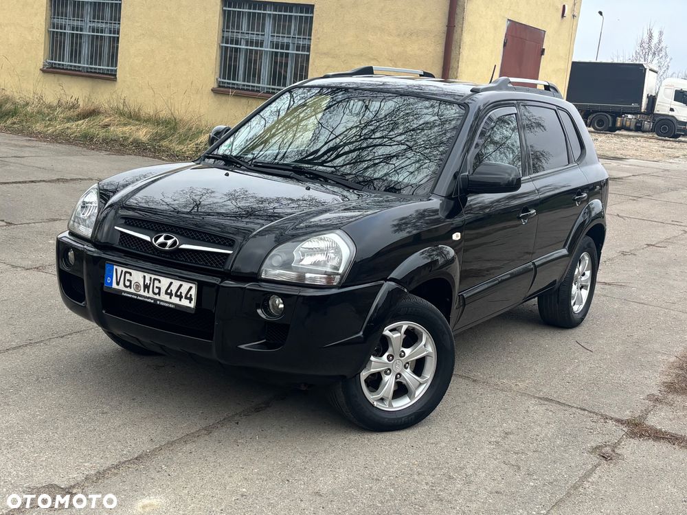 Hyundai Tucson 2.0 2WD GLS - 32