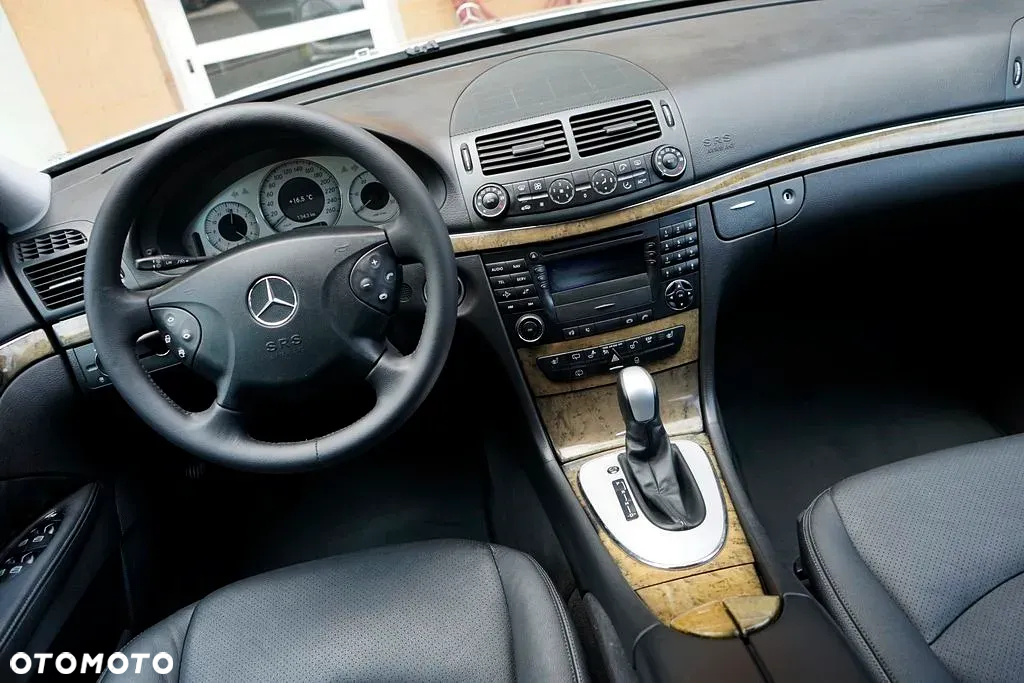 Mercedes-Benz Klasa E 200 T CDI Automatik Avantgarde - 29