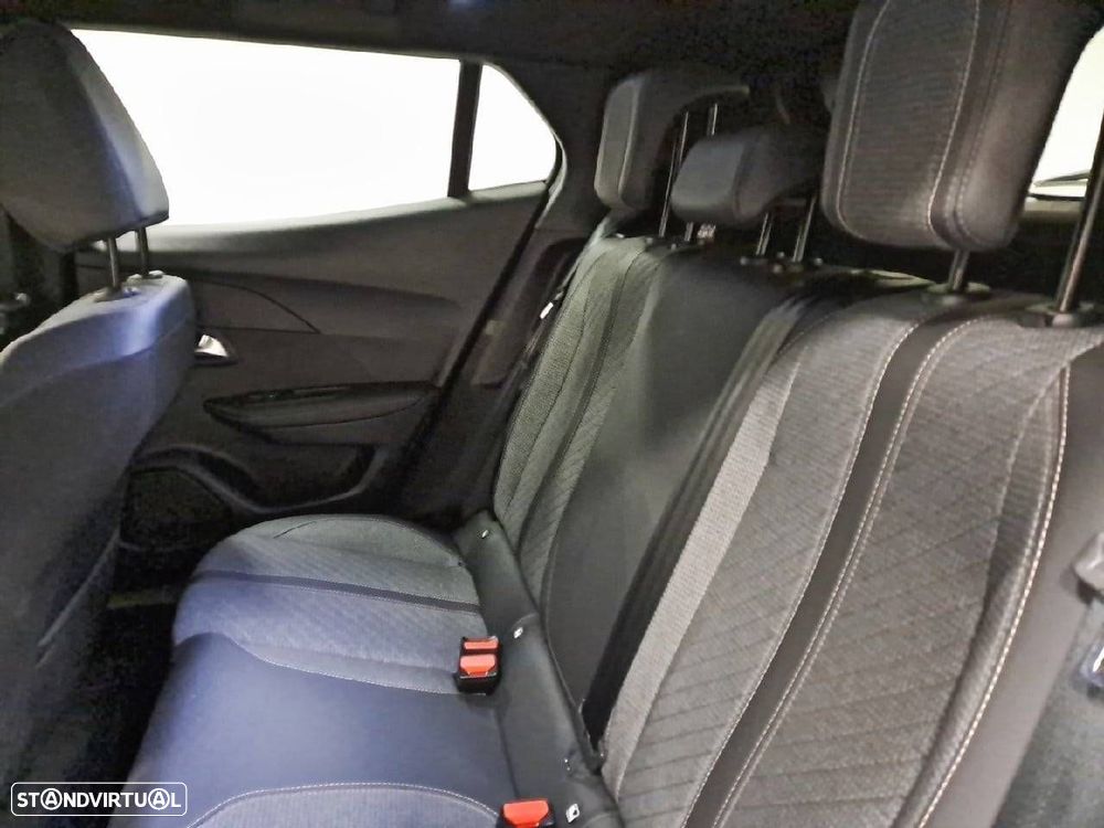 Peugeot 2008 1.2 Hybrid Allure e-DCS6 - 10