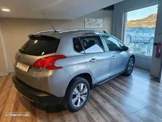 Peugeot 2008 - 17