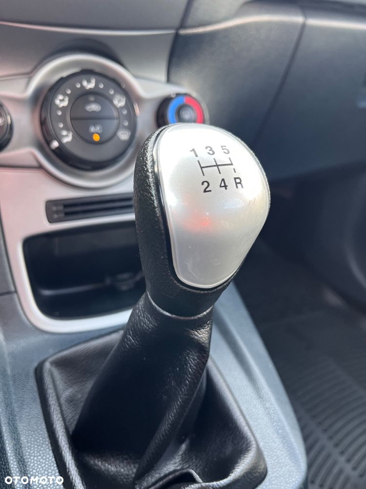 Ford Fiesta 1.25 Silver X - 17