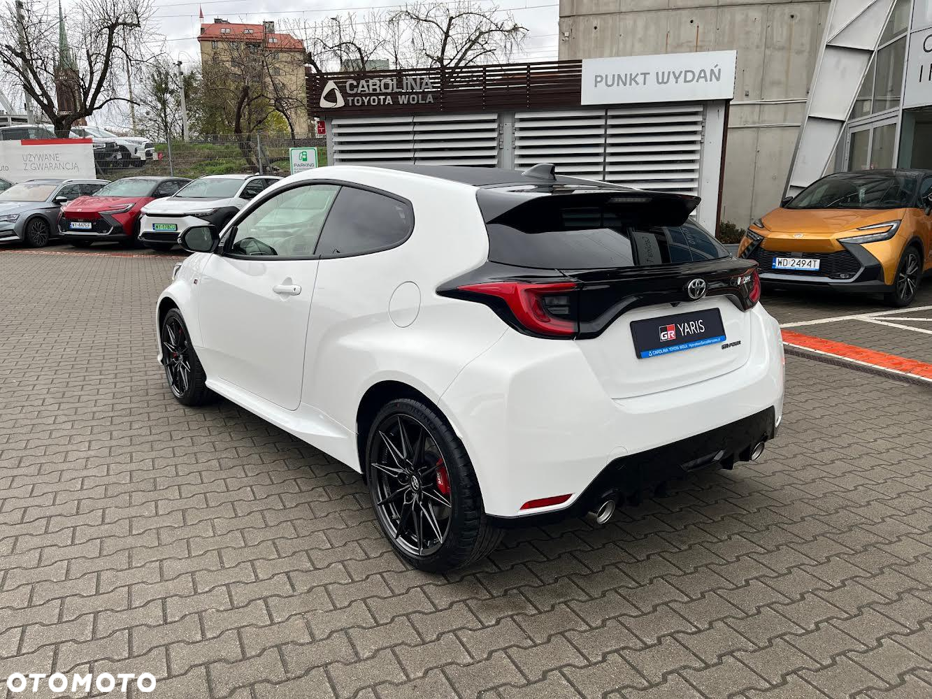 Toyota Yaris GR 1.6 Dynamic - 4
